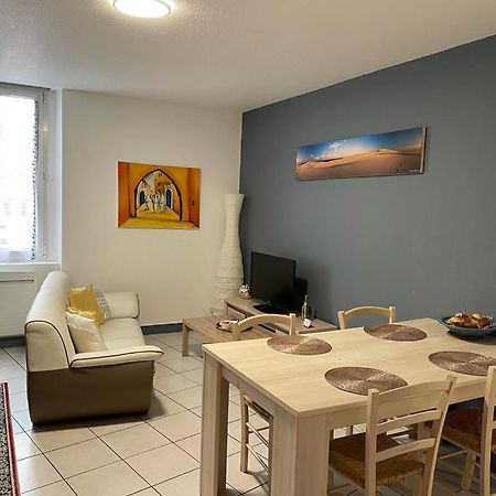 Joli Appartement Climatise Périgueux المظهر الخارجي الصورة