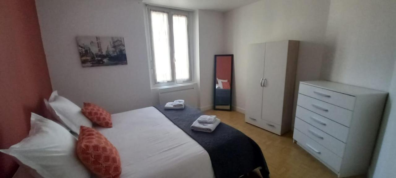 Joli Appartement Climatise Périgueux المظهر الخارجي الصورة