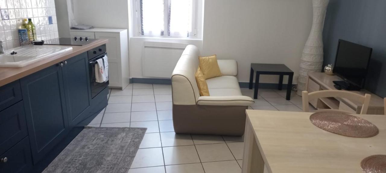 Joli Appartement Climatise Périgueux المظهر الخارجي الصورة